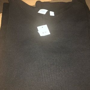 NWT black gap sweater